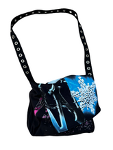 Load image into Gallery viewer, PATCHWORK MESSENGER BAG